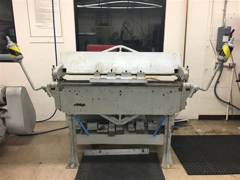 Chicago W31 Sheet Metal Brake Uc Berkeley Mechanical Engineering Chicago W31 Sheet Metal Brake Uc Berkeley Mechanical Engineering