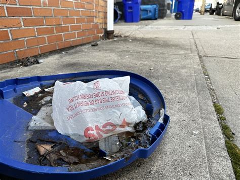 Pittsburgh S Plastic Bag Ban Kicks In This Weekend 90 5 Wesa